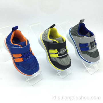 Baby Sneaker Boy Lari Sepatu